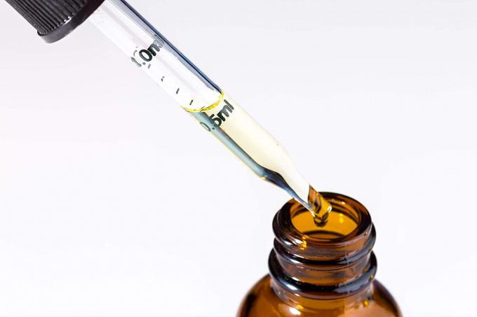 Skalowane pojemniki kosmetyczne z bursztynowego szkła 0,7 uncji 30 ml butelek z zakraplaczem z pipetą 6